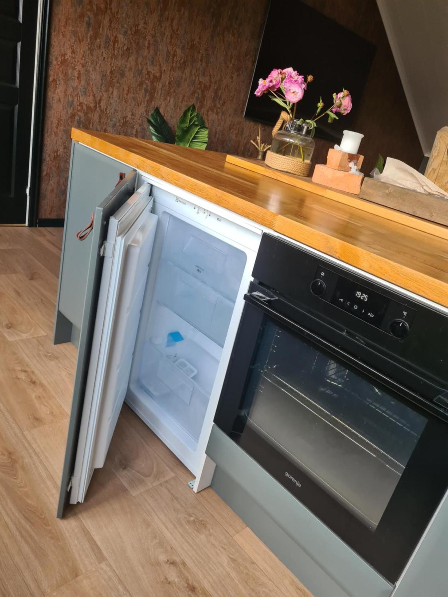 Mysig Laegenhet Med Oeppen Planloesning Pa Haestgard. Ljung Quarto foto